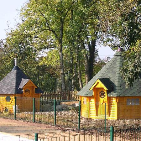 Camping De La Croix D'Arles Bourg  Екстер'єр фото