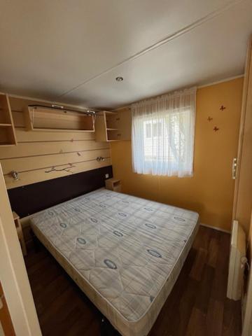 Camping De La Croix D'Arles Bourg  Екстер'єр фото