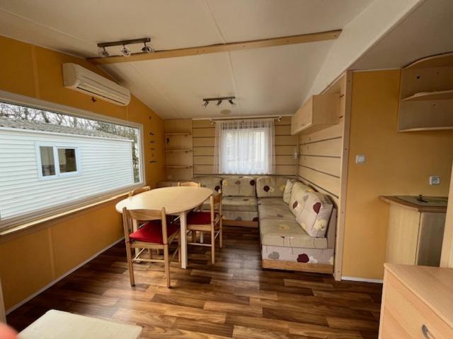 Camping De La Croix D'Arles Bourg  Екстер'єр фото